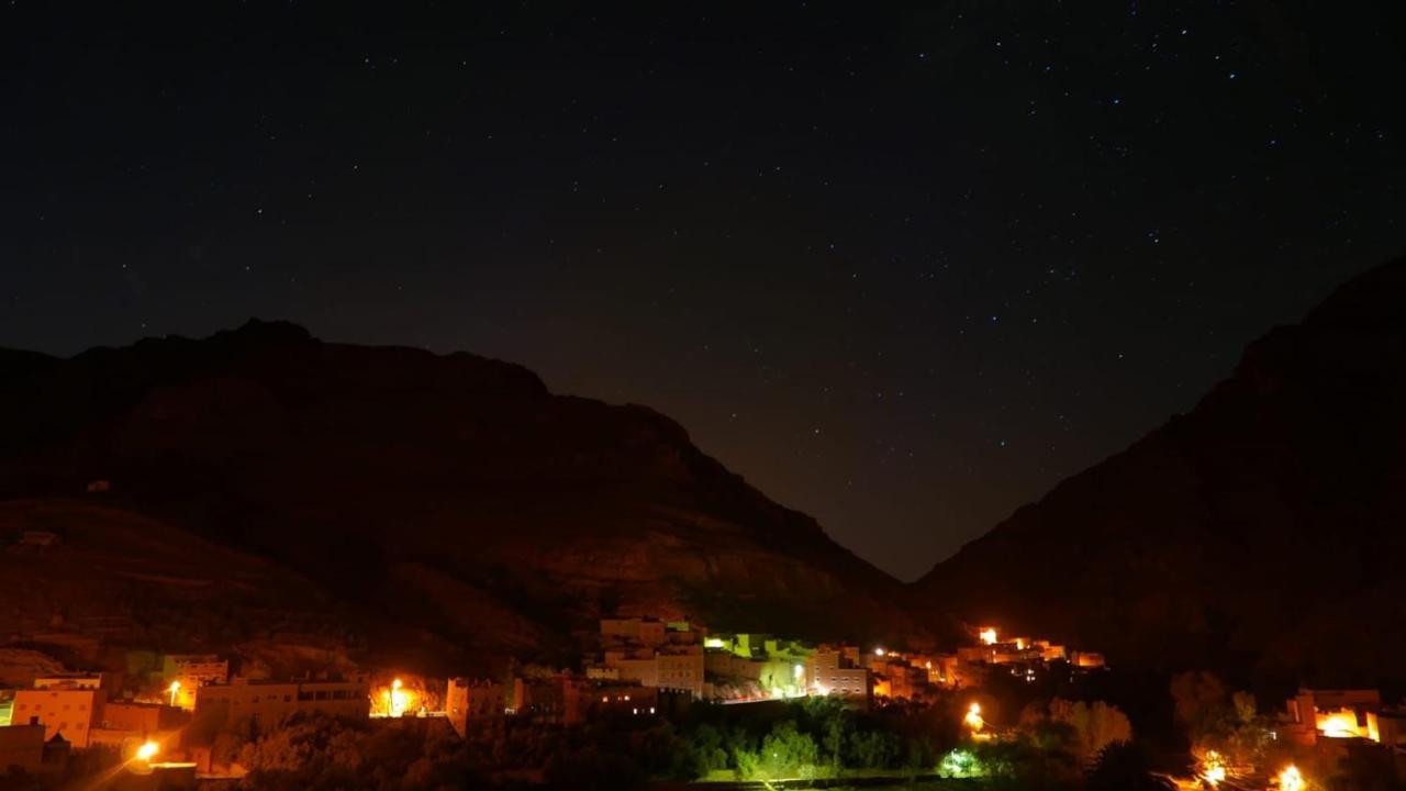 Dar Almanadir Todra Hostel Aït Baha Exterior foto